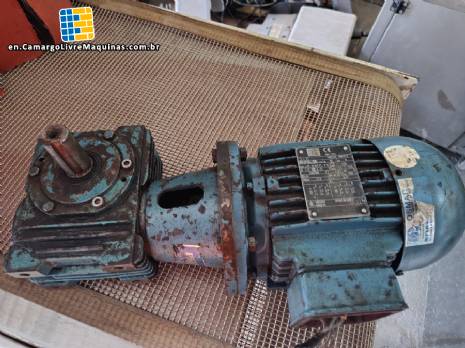 Gearmotor with 0.75 HP three-phase motor, Cestari brand.