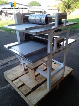 Sweets and sweets cutting table MILPACK