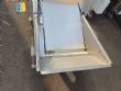 Inclined conveyor belt with talisca