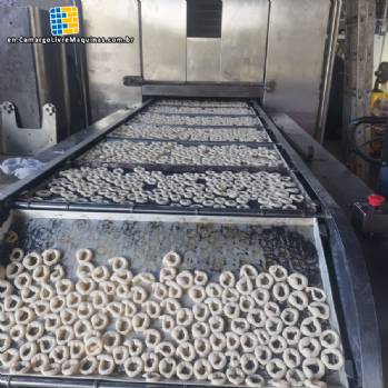 Continuous line dosing dropper with oven for buttered tapioca starch biscuits Forma�o