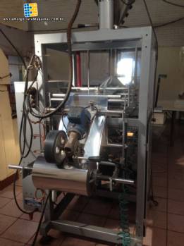 Raumak automatic packaging machine for powders