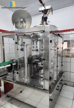 Stainless steel filling machine with 11 nozzles with Japa Componentes cork capper