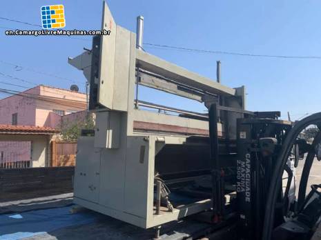 Shrink wrapping machine carpet sealer Shrink wrapping machine carpet sealer