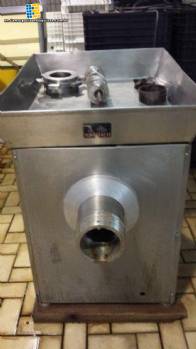 Industrial meat grinder Brasia�o