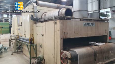 Deltec 2-body oven with resistance heating.