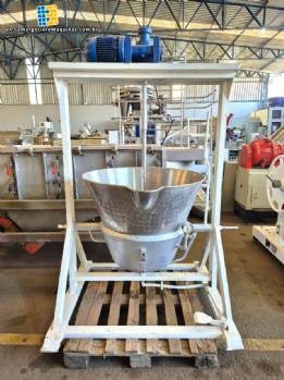 200-liter tilting jacketed steam pot