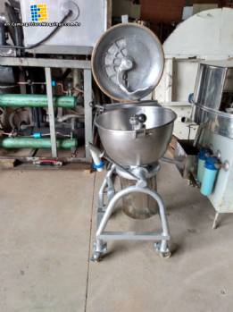 Universal industrial cutter 50 L Geiger