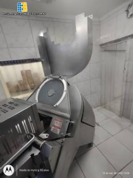 Automatic slicer for cold cuts and cheeses