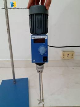 Digital laboratory bench shaker IKA