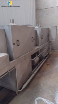 Box washer remains industrial