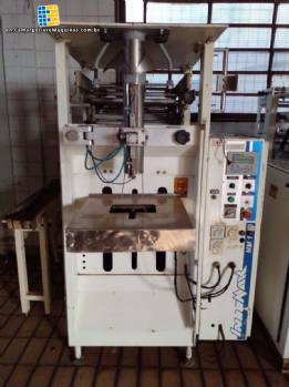 Indumak MM 100 automatic vertical packer