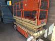JLG scissor lift platform