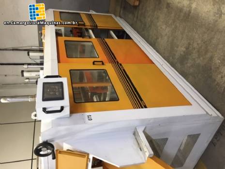 Vacuum thermoforming machine Benda