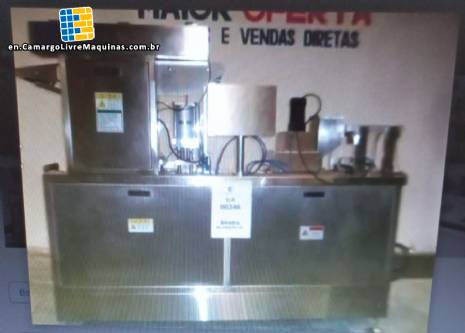 Automatic blister packaging machine for manufacturing blister