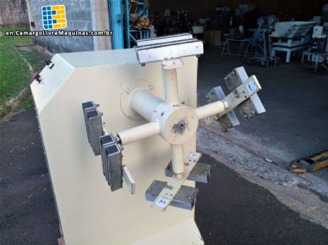 Centrifuge for chocolate eggs with 8 Passig books