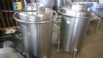Stainless steel tank with handles