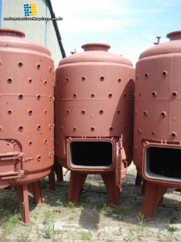 5 vertical cylindrical Tanks in carbon steel 4000 L each