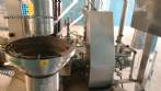 Container and capper bottle dropper and cap Promquina