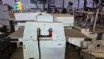 Cutting line for sweets and cereal bars