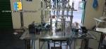 Linear filling machine with 6 pistons filling system