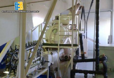 Line for soap to approximate 1000 kg hour G.Mazzoni