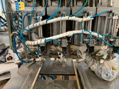 Stainless steel chocolate dispenser with 4 pistons