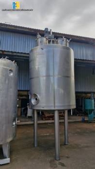 Stainless steel 304L jacketed mixing reactor tank, 5,000 liters, year 2020, Plurinox
