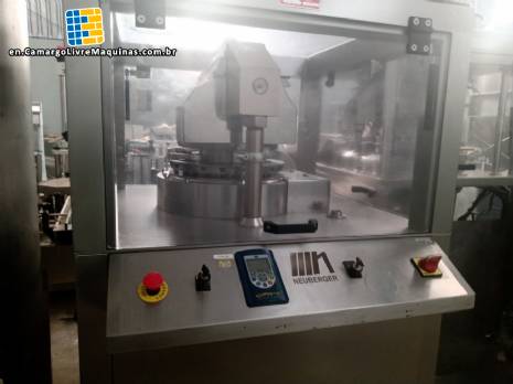 Rotary tablet compressor Neuberger