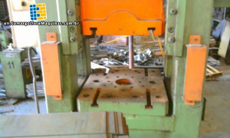Press for stamping steel sheets Gutman