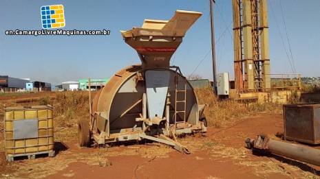 Marcher Brasil 400-ton bagging machine for storing grains in bags Marcher Brasil 400-ton bagging machine for storing grains in bags