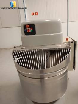 Spiral dough mixer, 100 kg capacity for ready-made dough. Spiral dough mixer, 100 kg capacity for ready-made dough.