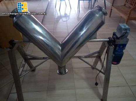 V-Mixer for the laboratory V-Mixer for the laboratory